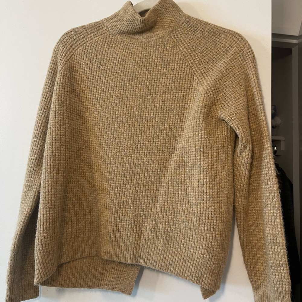 Wool sweater